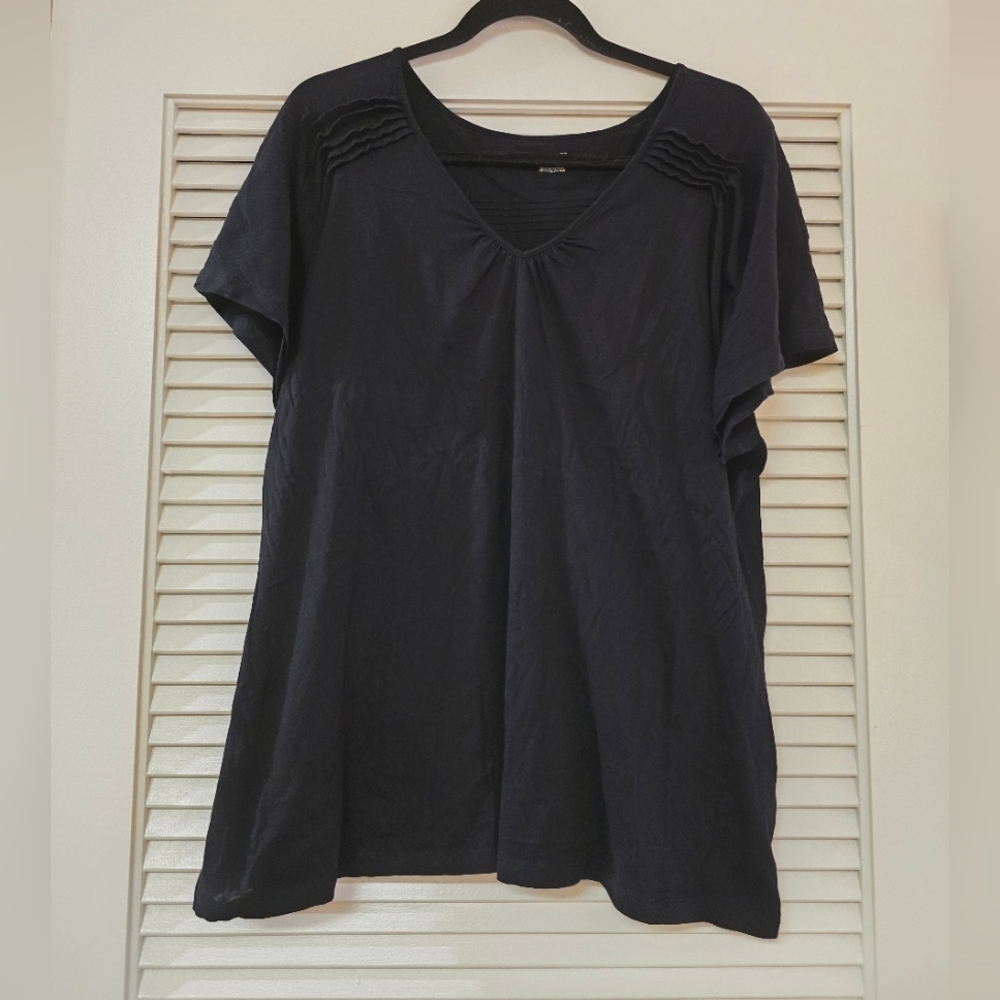 A.n.a A New Approach - Black 100% Cotton Lightweight Short-Sleeve V-Neck Top